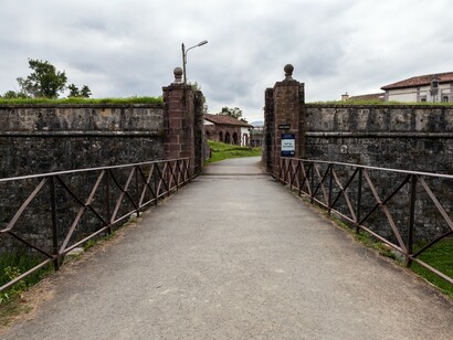 Entrada a Bayona, Francia