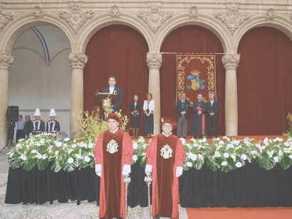 Un momento del acto protocolario de nombramiento de Francisco Sáez Sironi como Caballero Cubierto