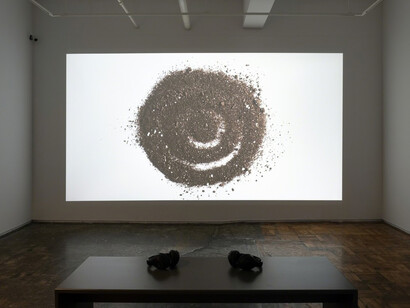 Sol, ella, y yo (Sol, her, and I). Courtesy of A.I.R. Gallery