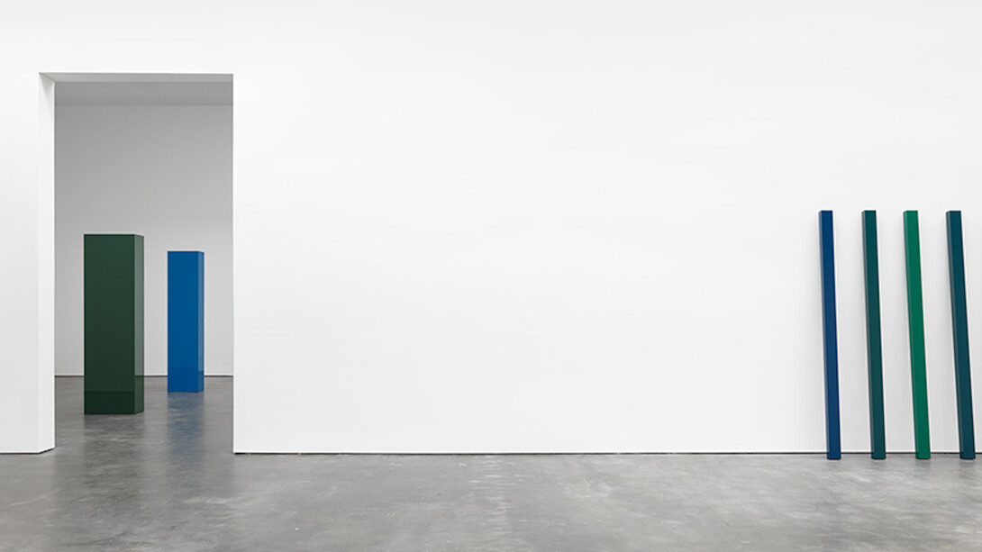John McCracken, Exhibition view. Courtesy of David Zwirner