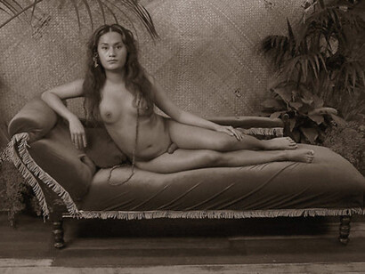 Shigeyuki Kihara, Fa'a Fafine, In the Manner of a Woman, Triptych 3 2004-2005
