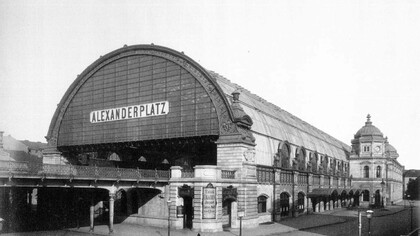 Der alte "Berliner Alexanderplatz" im Jahre 1885