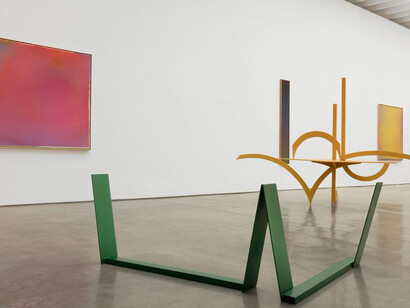 Caro & Olitski: 1965 – 1968. Courtesy of Paul Kasmin