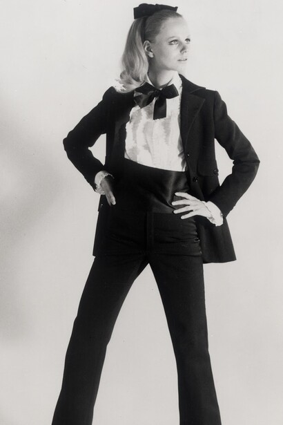 Yves Saint Laurent. Esmoquin femenino