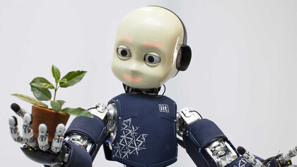 iCub, il robottino creato dall'Istituto Italiano di Tecnologia di Genova