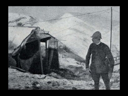Prima guerra mondiale. Alle pendici del Monte Grappa. Un deposito di munizioni per 65 pezzi, alimentato da cavi aerei (gennaio 1918)