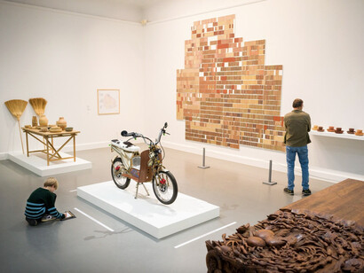 Various artists, Bridging minds, exhibition view. Courtesy of the Van Abbemuseum