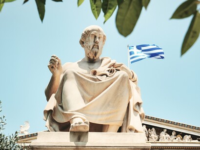 Estatua de Platón (1859-1885, Atenas, Grecia), de Leonidas Drosis. El filósofo ofreció valores del pensamiento asociados con la búsqueda del saber, la justicia y el bien