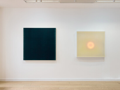 Hap Tivey and Gu Xiaoping, LightForms, exhibition view. Courtesy of Ronchini Gallery