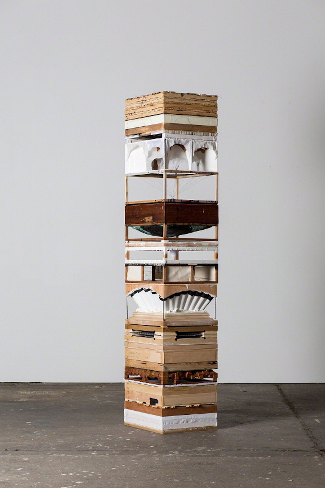Emil Lukas, central tug, 2015. Courtesy of Sperone Westwater