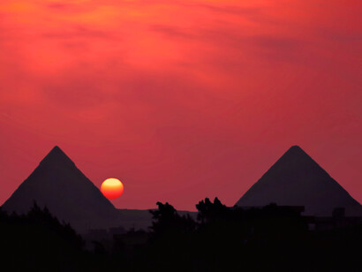 Il Cairo, Egitto – Le piramidi di Cheope e Chefren al tramonto. Ph. Sergio Pessolano