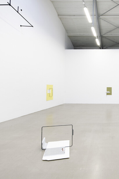 Stef Heidhues, Die Souffleure, Installation view, 2020, Galerie EIGEN + ART Leipzig, Photo: Uwe Walter, Berlin