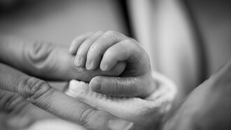 La vie. Qu’est-ce que le vivant ? La question n’en finit pas d’être posée et reposée, tant par les philosophes, les biologistes que le commun des mortels