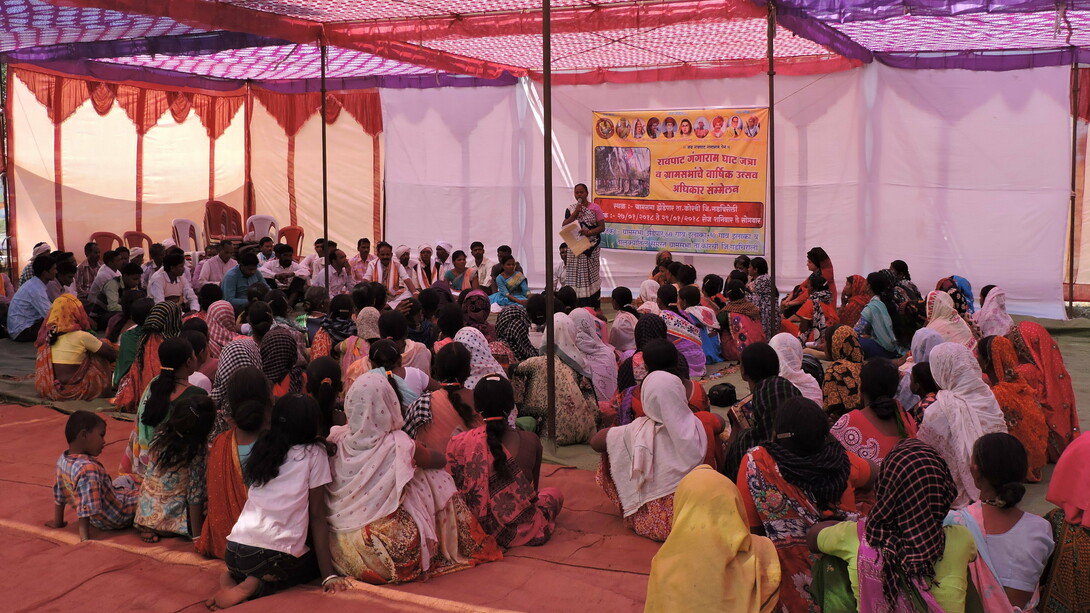 Adivasis (Indigenous people) in Korchi, central India - struggling to protect their territory against mining and state-dominated decision-making ©Shrishtee Bajpai