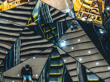 La vera evoluzione non consiste nell'accumulare conoscenze, ma nel diventare consapevoli di ciò che facciamo, diciamo e pensiamo