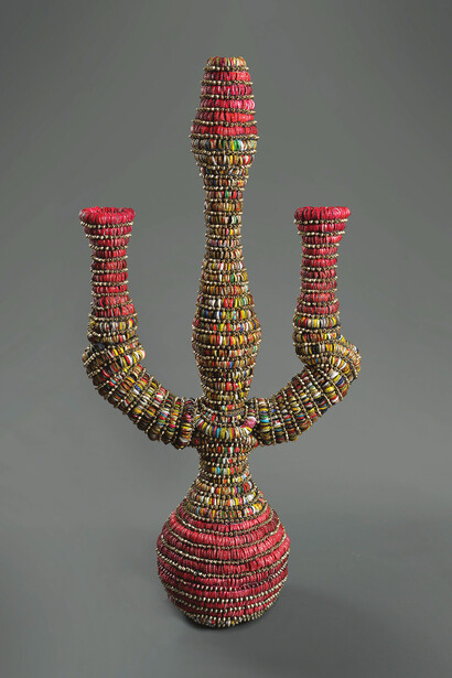 Lucien Shapiro, Speak No Vessel, 2015, Bottle caps, sculpting putty, cone studs, glue, plastic
59 x 30 x 15 inches
