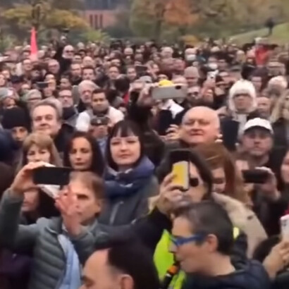 Il concerto di Andrea Colombini con il Coro e l'Orchestra Anteco alla manifestazione per l'anniversario di 100 giorni da Leoni