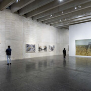 Luis Moro, El bramido de la Tierra, vista de exhibición. Cortesía del MUSAC