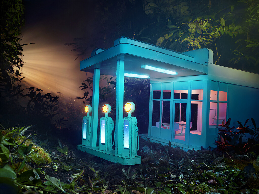 David LaChapelle, Gas 76, 2012, Epreuve chromogène, 127 x 169 cm/ 50 x 67 in./ Édition de 3 + 2 E.A, © David LaChapelle, Courtesy Galerie Daniel Templon, Paris & Brussels