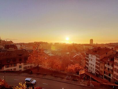 Coucher de soleil d'automne à Lausanne, Suisse, 31 octobre 2020. Photo de P. Vensaus