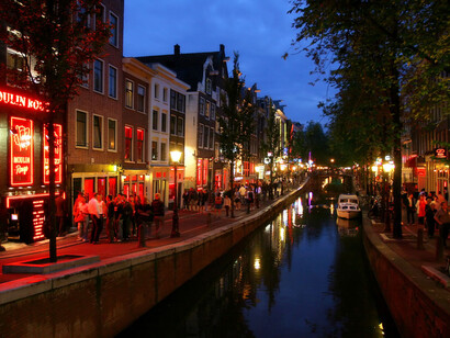 Red light district 