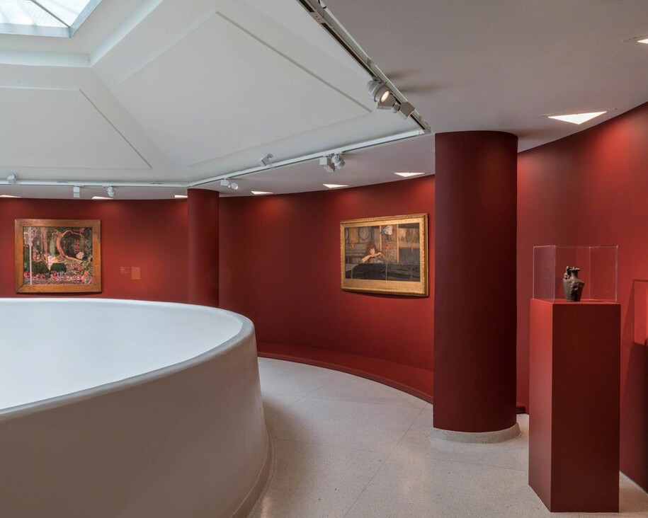 Mystical Symbolism, Exhibition view. Courtesy of Guggenheim Museum