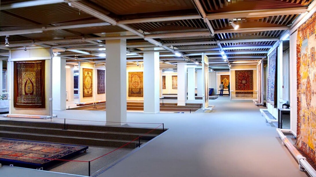 Il museo del tappeto dell'Iran, una delle stanze espositive. Aperto nel 1976 espone tappeti persiani, antichi e moderni, provenienti da varie zone dell'Iran. Tehran, Iran