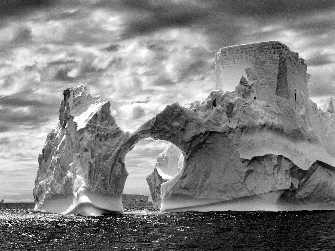 Iceberg between Paulet Island & the Shetlands Islands, Antarctica, 2005/Printed 2006 © Sebastião Salgado / Amazonas Images