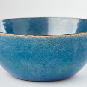 Jade Snow Wong, Blue bowl (G), 1950s. Courtesy of Risd Museum