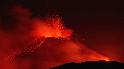 Eruzione dell'Etna, Italia, del 19 luglio 2019, foto di Andrea Mirabella