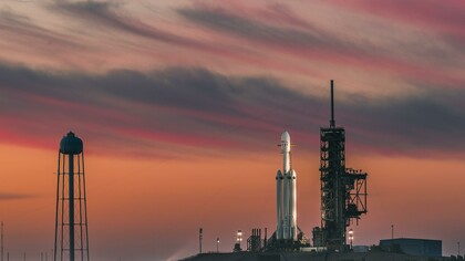 El Falcon Heavy de SpaceX en el Centro espacial John F. Kennedy    
