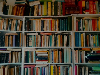 Livros em biblioteca