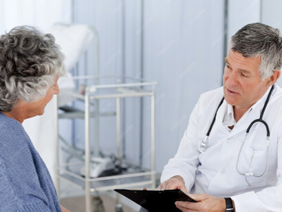 No hubo muro capaz de separar la atención del galeno y la atracción del varón. El roce con los muslos de aquella mujer, el contacto con su suave y tersa piel, le había soliviantado, provocado, conmocionado, turbado