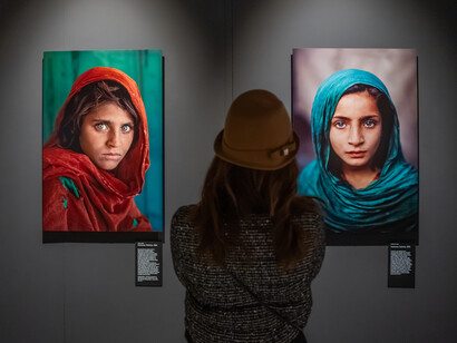 Steve McCurry, Children, vista della mostra. Cortesia di Fermo