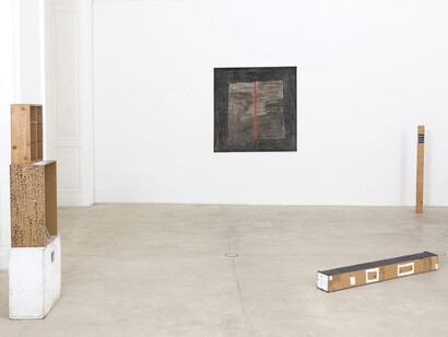 Oswald Oberhuber, Skulptur, malerei, zeichnung, ausstellungsansicht. Mit freundlicher genehmigung der Galerie Krinzinger