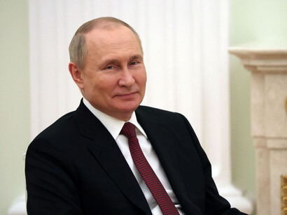 Vladímir Putin es un abogado y político ruso, líder de facto del partido político Rusia Unida