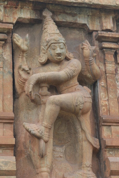 Sculptor on the wall