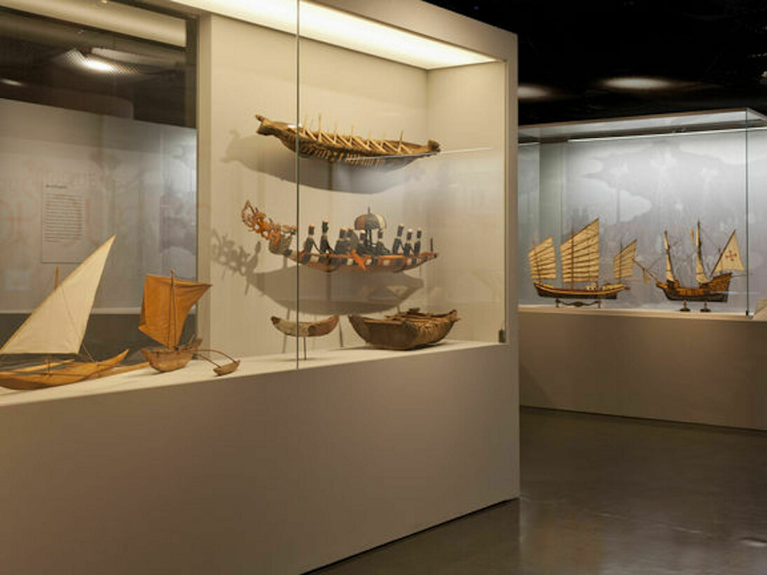 L'Afrique des routes, Exhibition view. Courtesy of Musée du Quai Branly