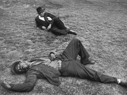 Henri Cartier-Bresson, Marseilles. 1932 ©Henri Cartier-Bresson/Magnum, courtesy Fondation Henri Cartier-Bresson