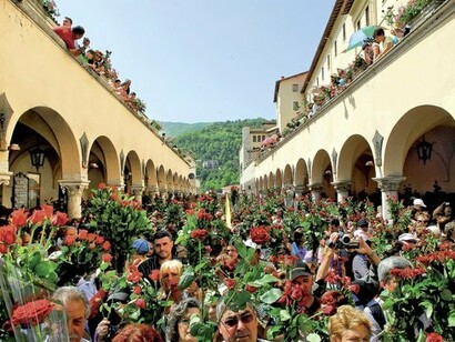 Cascia, Benedizione delle Rose