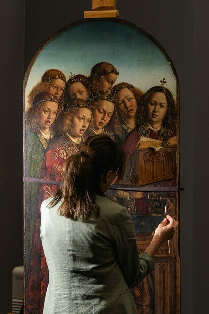 Restauration de l’Agneau mystique, vue d'exposition. Avec l'aimable autorisation du Musée des Beaux-Arts de Gand