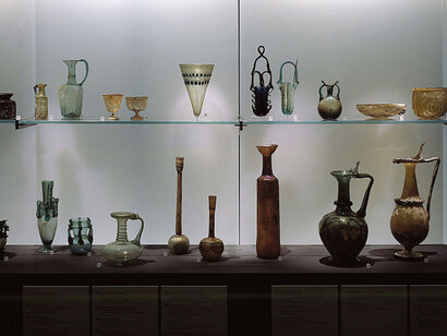 Glass from four millennia. Courtesy of Landesmuseum Württemberg