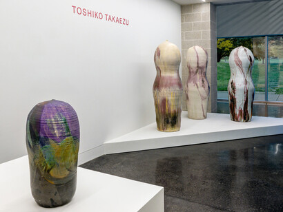 Toshiko Takaezu, Gifts from Toshiko, exhibition view. Courtesy of Tang Museum