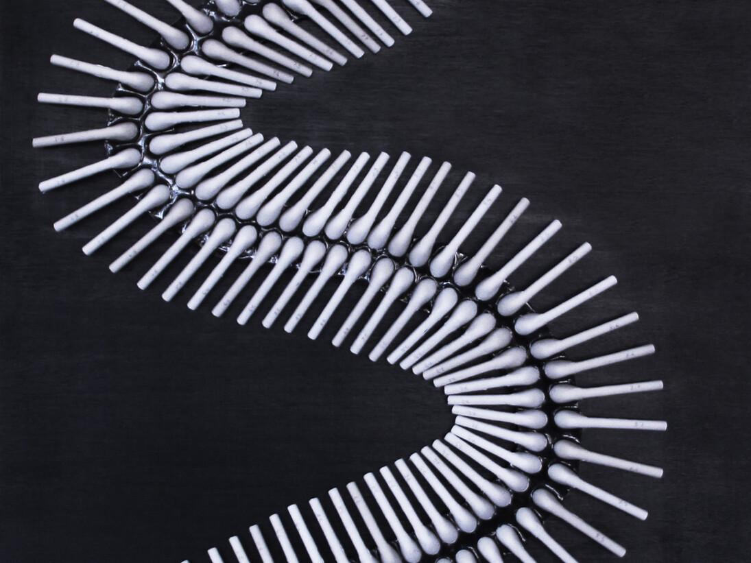 Géraldine Cario, Repair VII (detail), 60cm x 90 cm (23,6 inches X 35,4 inches), Wood, aluminum, resin, polypropylene, 2015