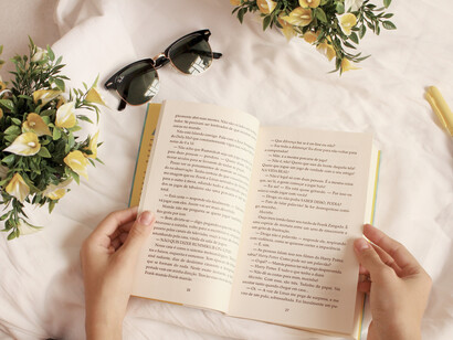 Cada libro es valioso, aunque lo haya escrito la persona más sencilla, pues es una muestra de su experiencia en el mundo