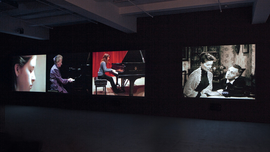 Dara Birnbaum, Arabesque, 2011, Four-channel video installation (color, four-channel stereo sound, 6:26
min.); dimensions variable. Installation, Marian Goodman Gallery, New York, 2011. Courtesy of the artist and Marian Goodman Gallery. Copyright: Dara Birnbaum, photo credit: John Berens