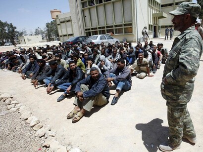 Migrantes en Libia, donde se han registrado numerosos casos de abusos y violencias contra los refugiados