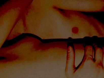 Los dos solos en la cama