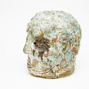 Jesse Wine, Chester man VI, 2014, glazed ceramic, 22 x 21 x 3 in (55 x 53 x 7 cm)