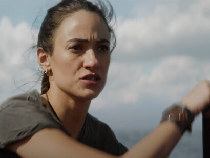 In Meg 2: The Trench, a research team's ocean expedition spirals into chaos when a reckless mining operation triggers a battle for survival. Starring Jason Statham and Li Bingbing